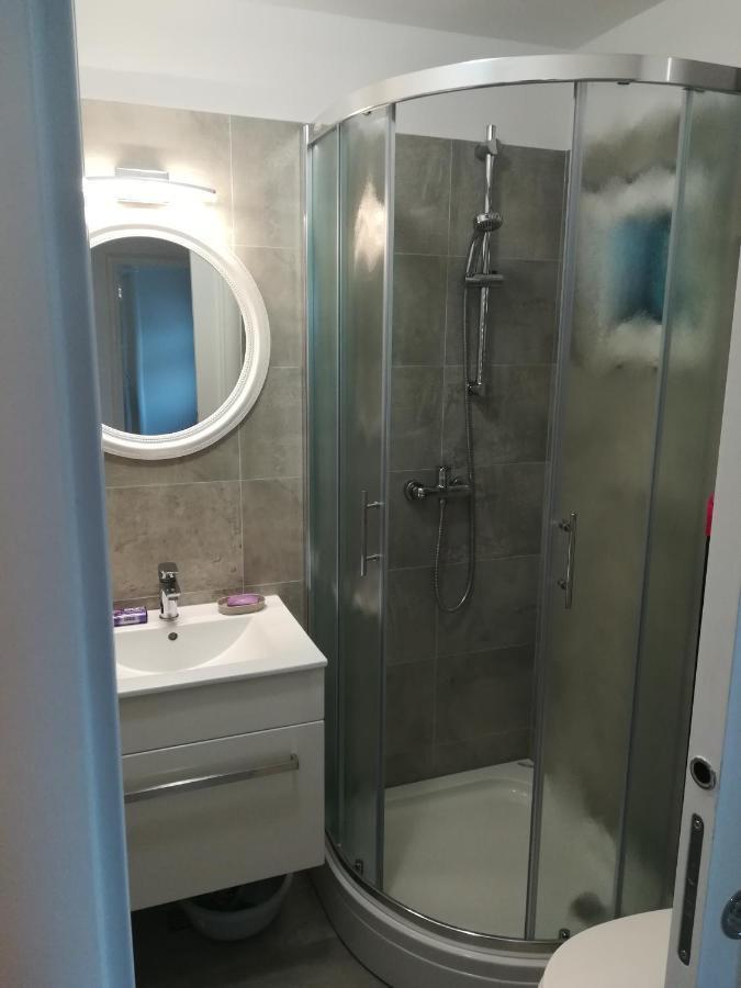 Apartman Nena Apartment Slatine Bagian luar foto